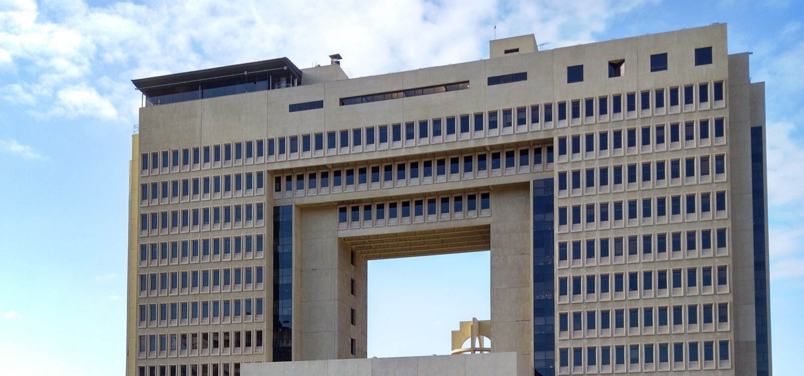 Edificio del Congreso Nacional en Valparaíso, sede de la tramitación de la reforma al Sistema de Admisión Escolar (SAE)